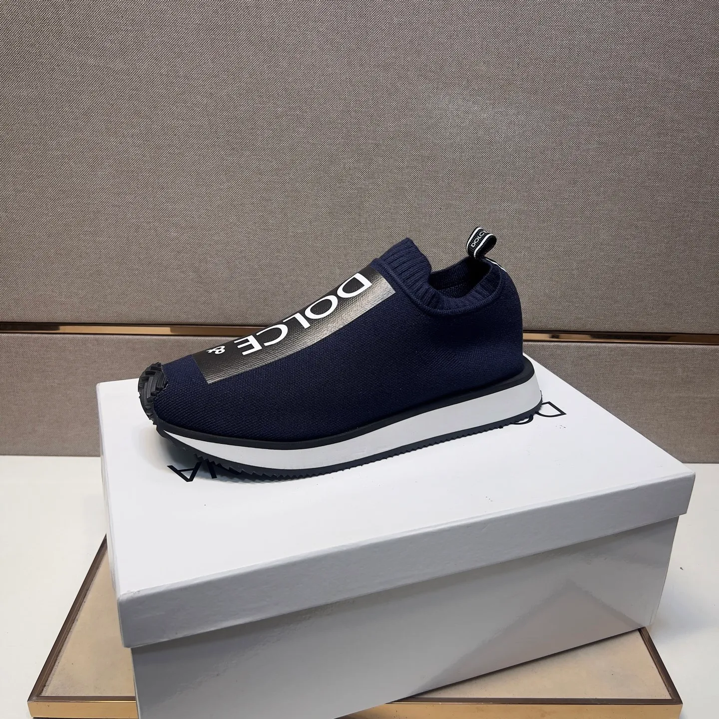 ⬛️Men's men's shoes💰p420【DG～】couple casual shoes 2025z cabinet sales simultaneously 🔶Size: 35-44#️⃣ 🔷7 colors🔜The upper is made of multi-material splicing➕Mesh lining, comfortable and breathable, sole: original comfortable, wear-resistant and non-slip outsole, ⚠️Real shot📱Photographed🎬The real thing is better📢📢📢